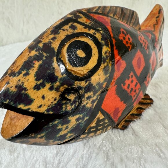 Hand-Carved Wooden Fish Sculpture Quirky Painted Tropical Decor Piece Folk Art - Picture 6 of 9